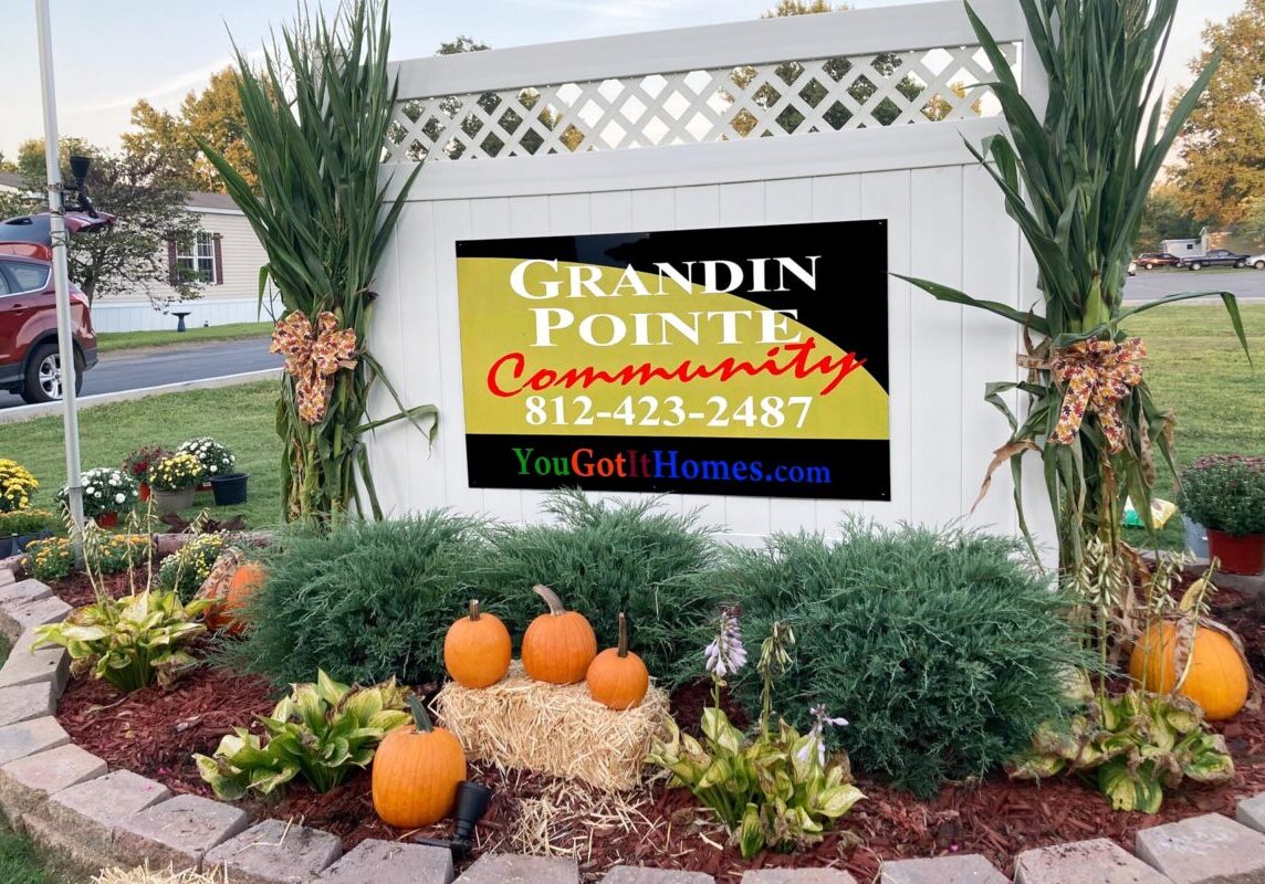 grandin-pumpkins-sign